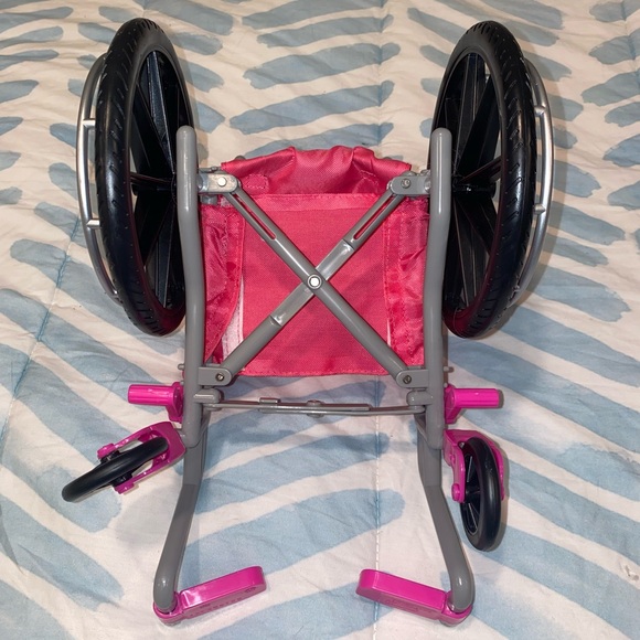 Beverly Hills Doll Collection Wheelchair • Pink • Excellent Condition - Picture 6 of 6